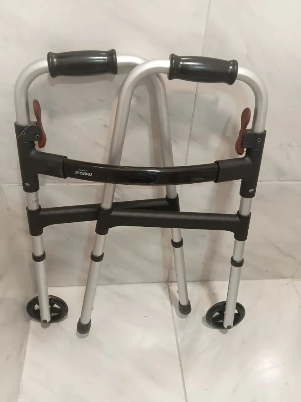 Andador Articulado com Rodas - Foto 3