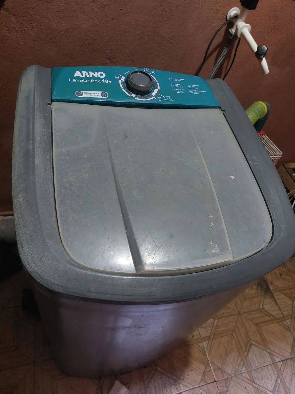 Tanquinho Arno 10 kilos ótimo funcionamento  - Foto 3