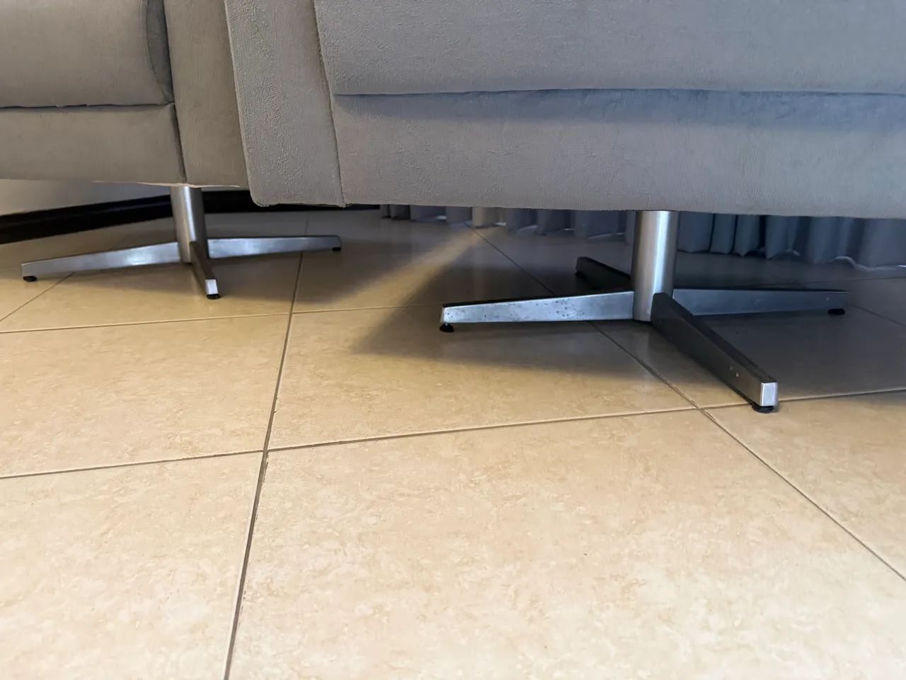 2 POLTRONAS GIRATÓRIAS  - Foto 4