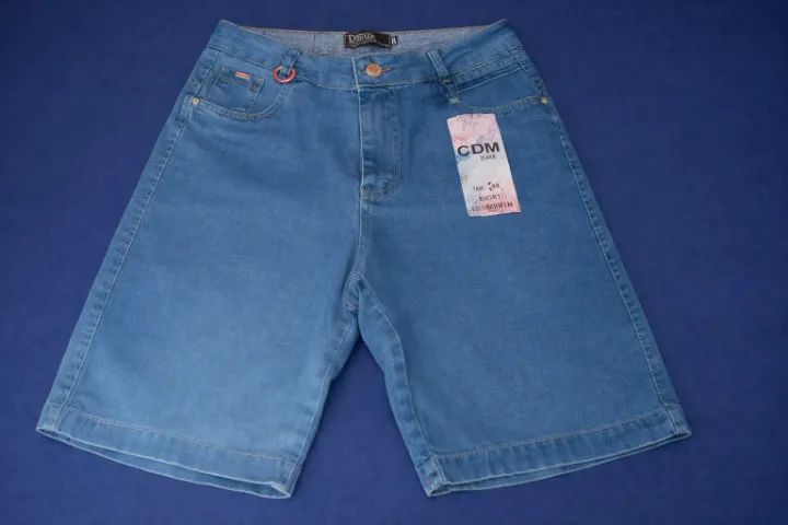 Bermuda Jeans Feminina, Bem Resistente com bolsos - Foto 5