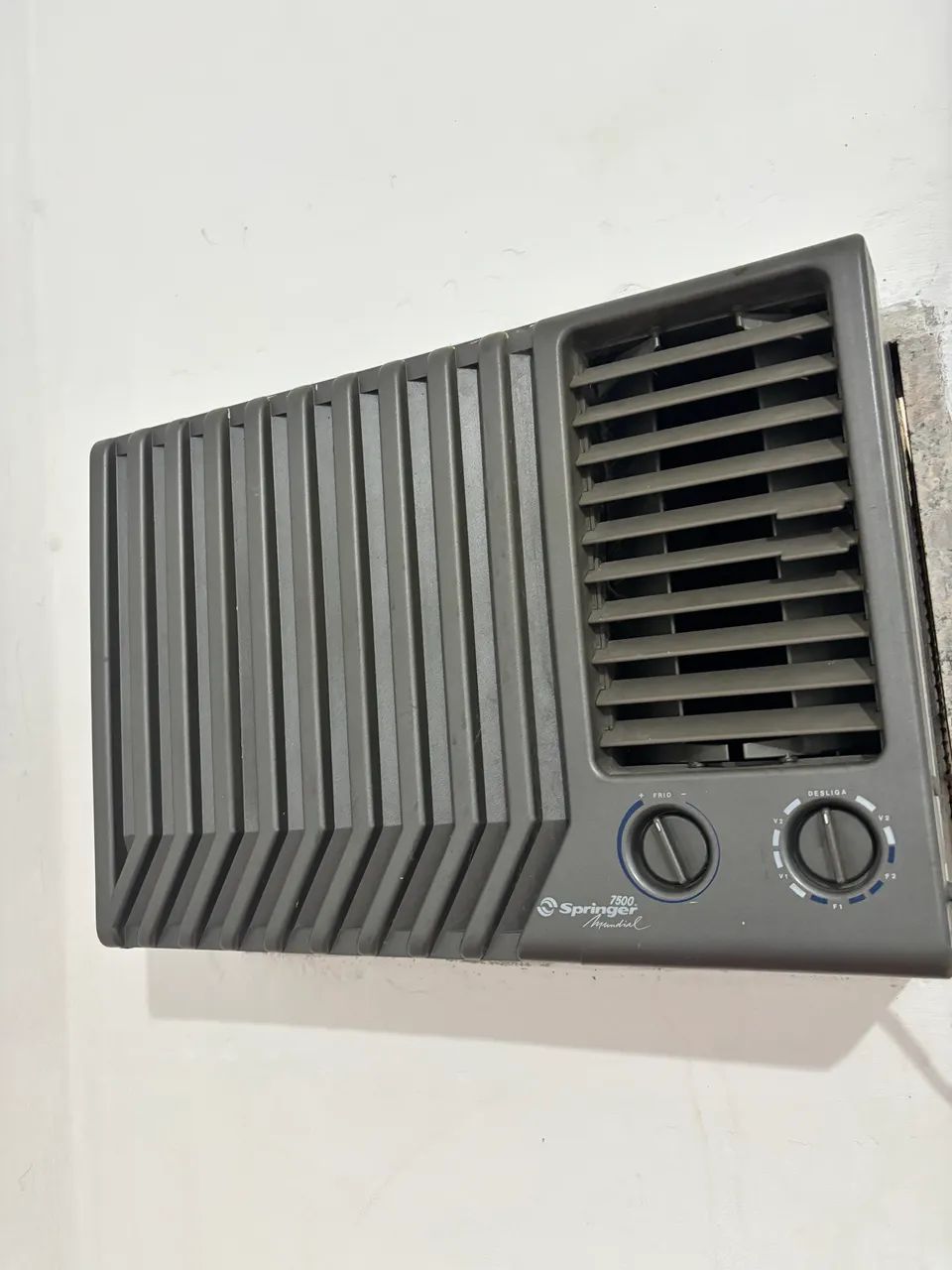 Vendo ar condicionado 7500btus - Foto 3
