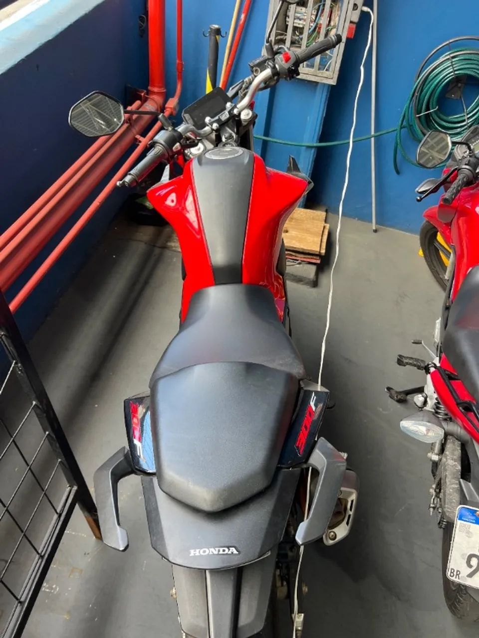 HONDA CB300F 2024 - Foto 4