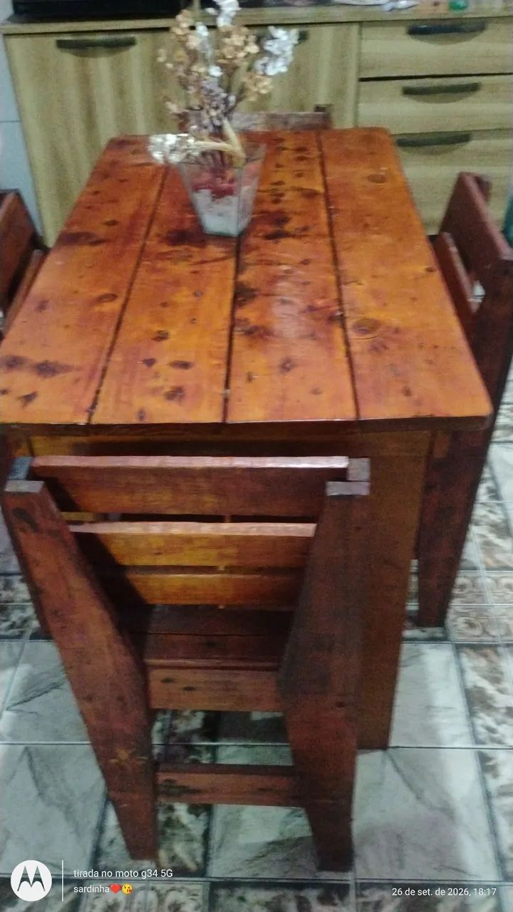 Mesa de madeira 