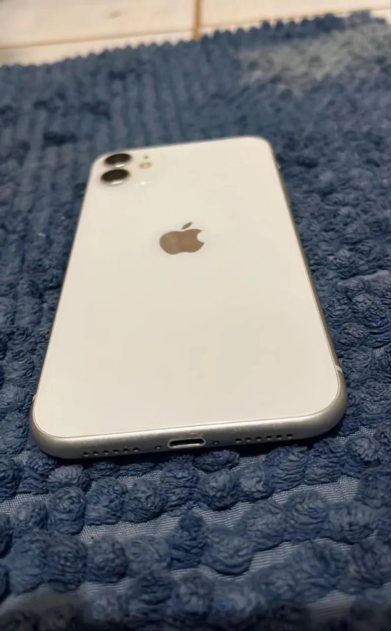 Iphone 11 - Foto 3