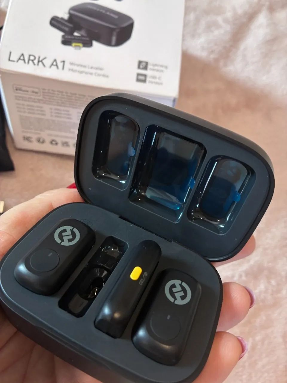 Hollyland Lark A1 Combo 2 microfones USB-C e Lightning - Foto 4