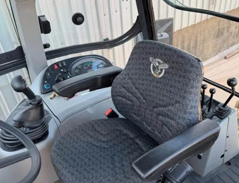 Retroescavadeira Case 580N - Foto 5