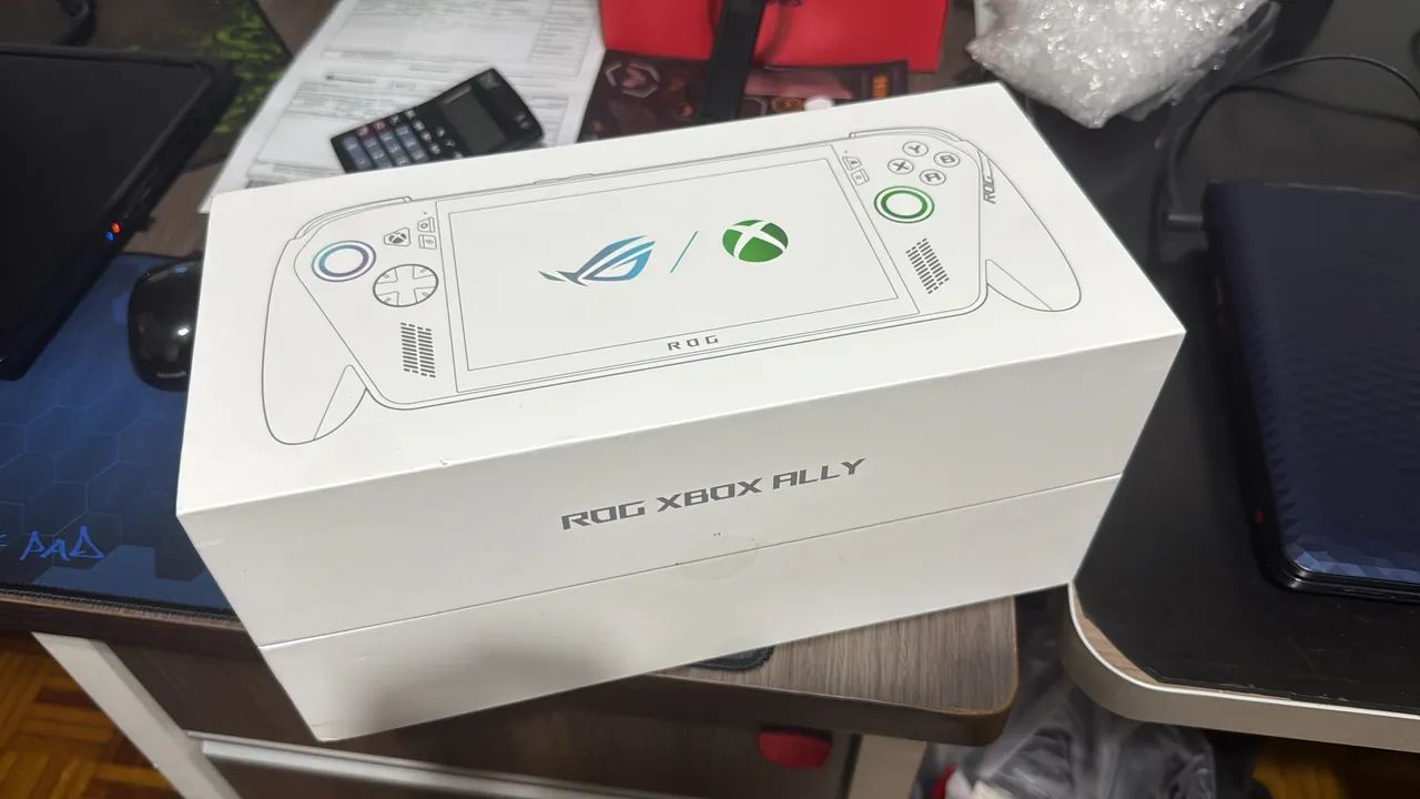 Console Asus Rog Ally X zerado