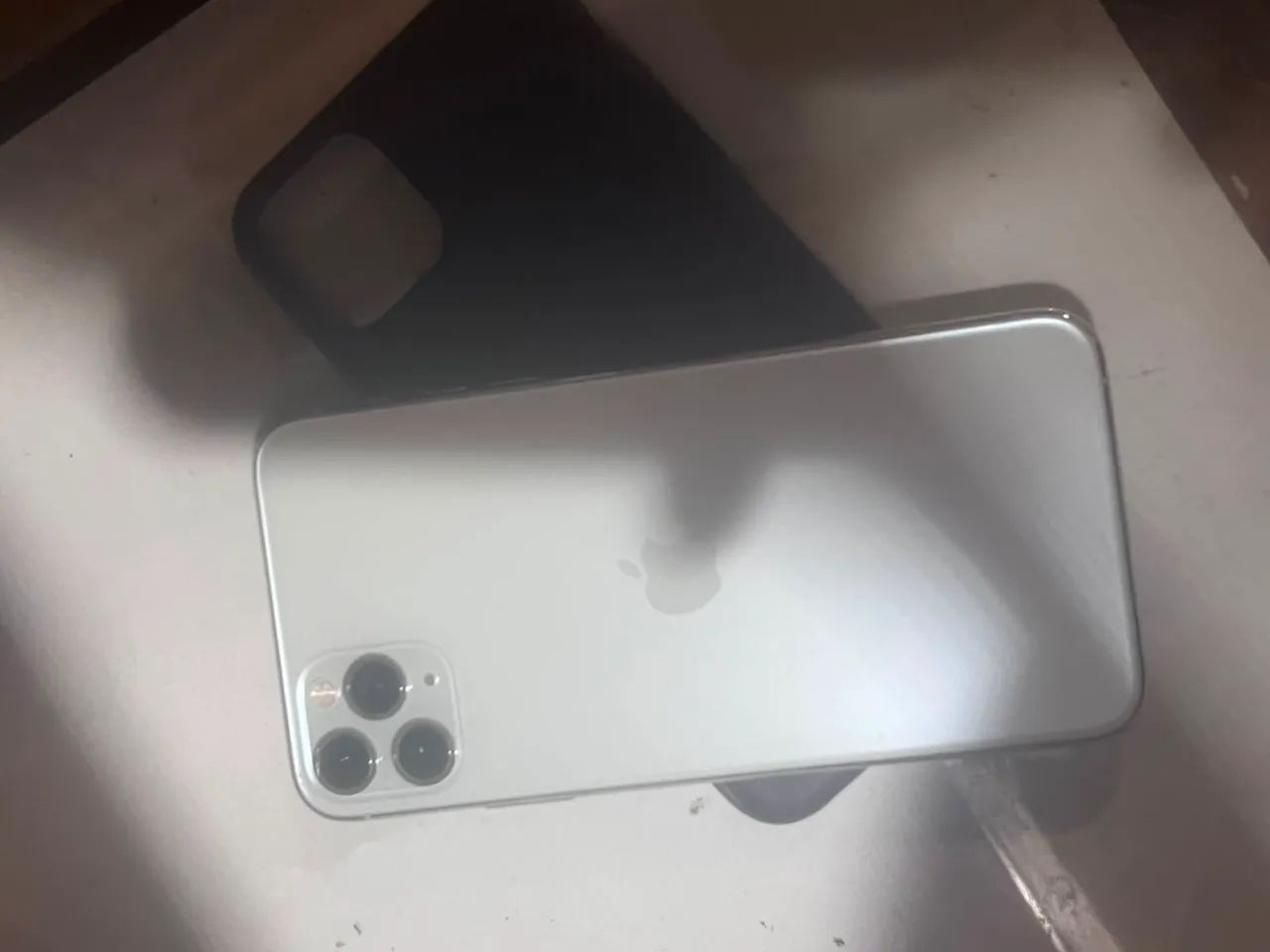 iPhone  - Foto 2