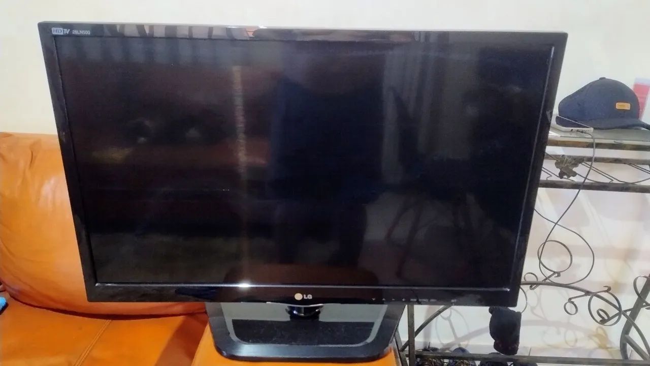 TV 28" LG - Modelo 28LN500B - Foto 3