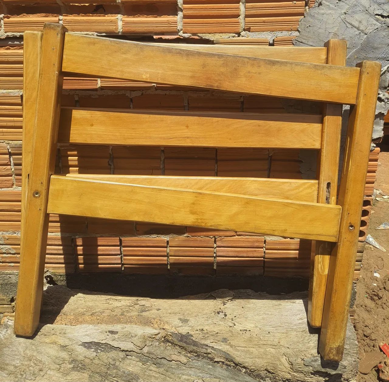 Cama de solteiro obs não tem grade