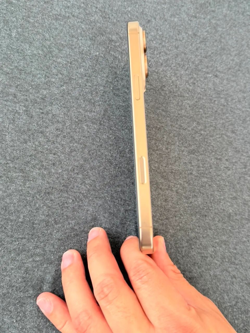 ? iPhone 16 Pro Max 256GB Gold - Excelente oportunidade - Foto 4