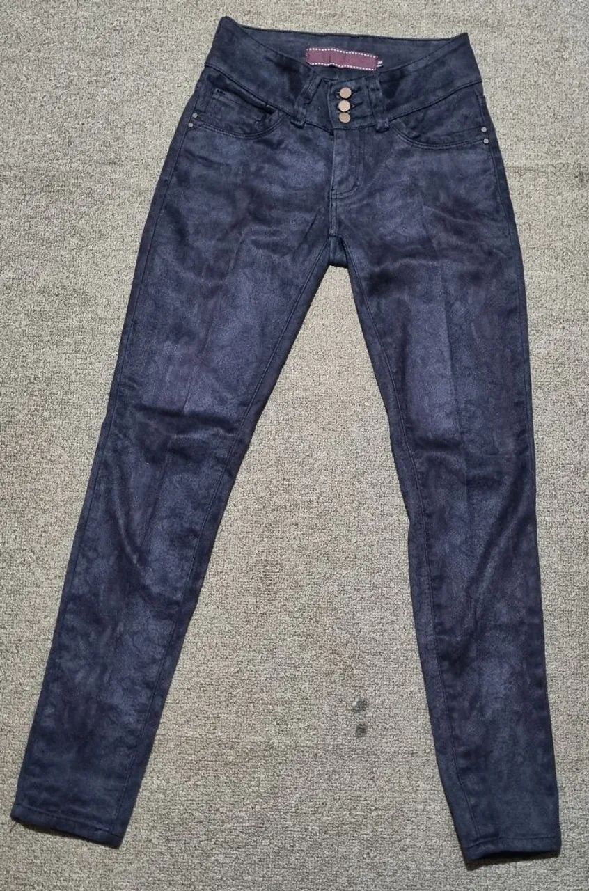Calça preta P 36 tecido lindo - Foto 3