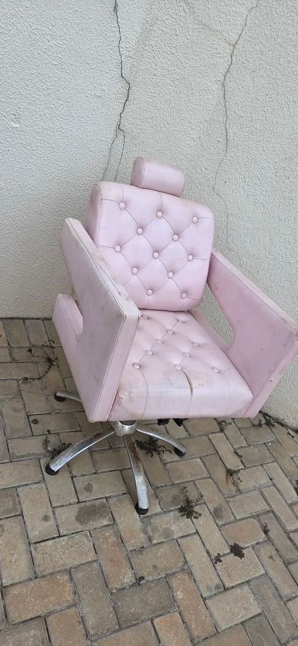 Cadeira de salão de beleza rosa
