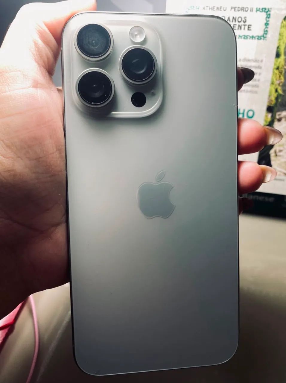 Vendo IPhone 15 pro max  - Foto 4