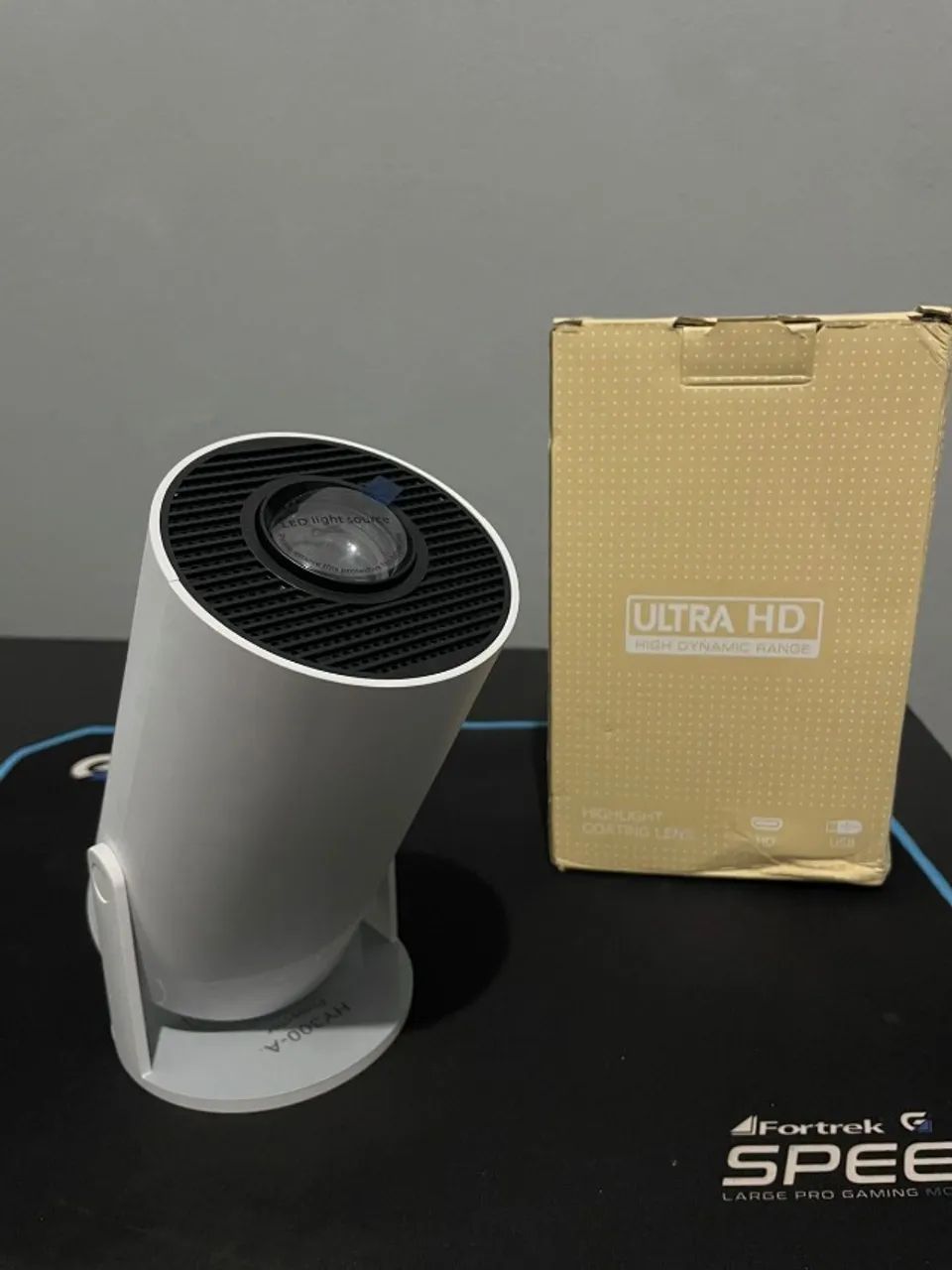 Projetor de imagens e videos - para filmes e apresentações