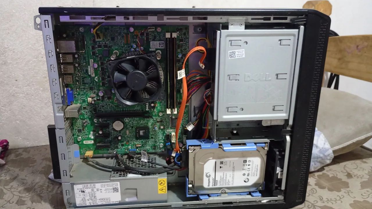Pc da Dell 6 de ram cd do windows 10 não entrego - Foto 2