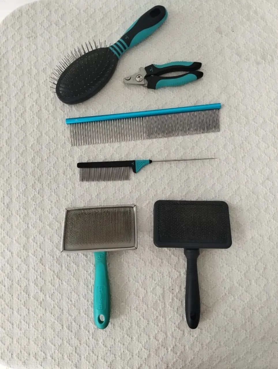 Kit ProPetz Rasqueadeiras, Pentes, Escovas e Cortador de Unhas Profissional - Foto 2