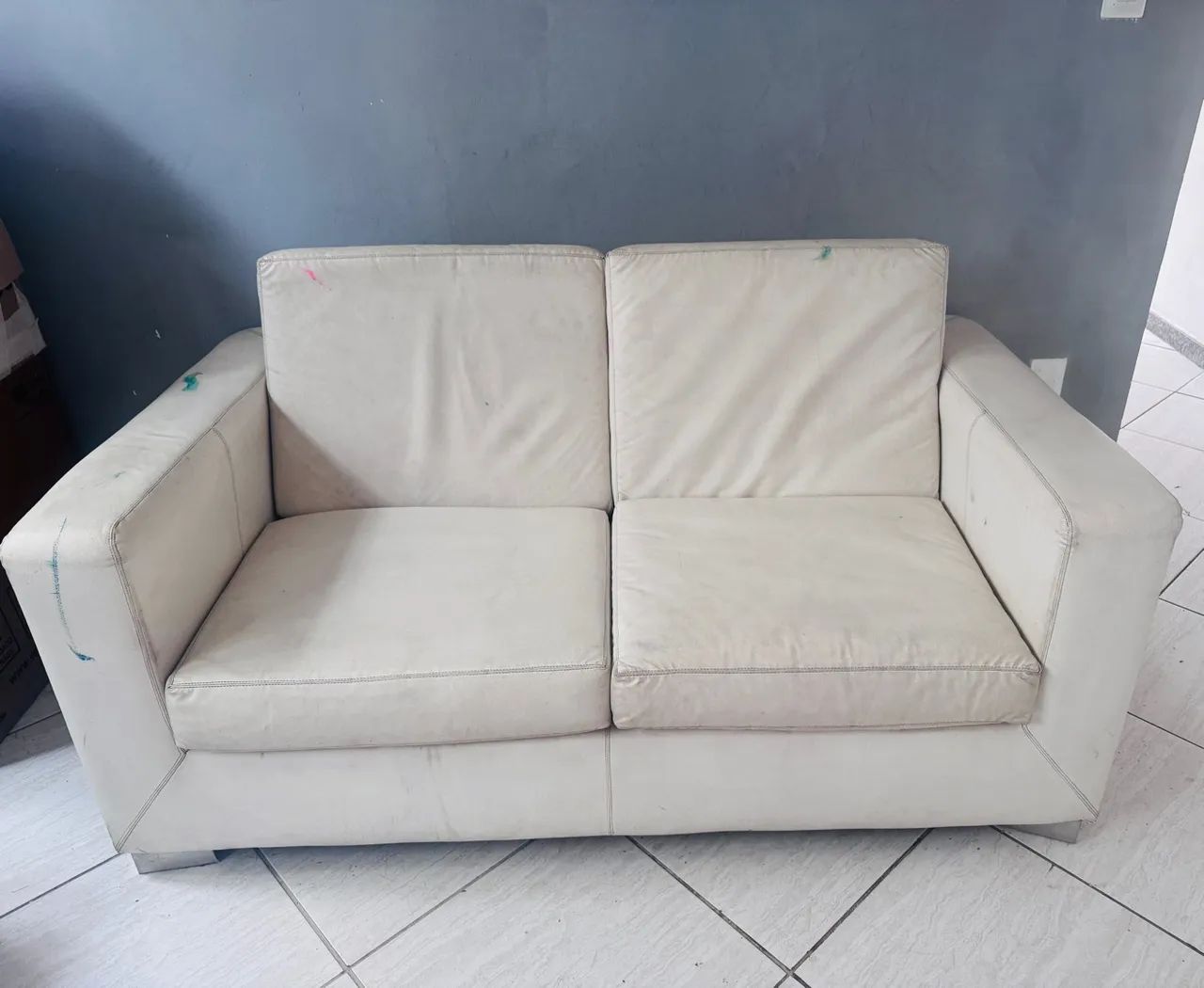 Sofá 2 lugares