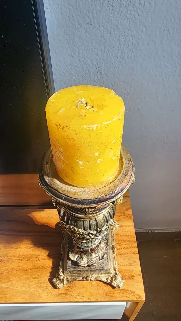 Castiçal antigo  - Foto 2