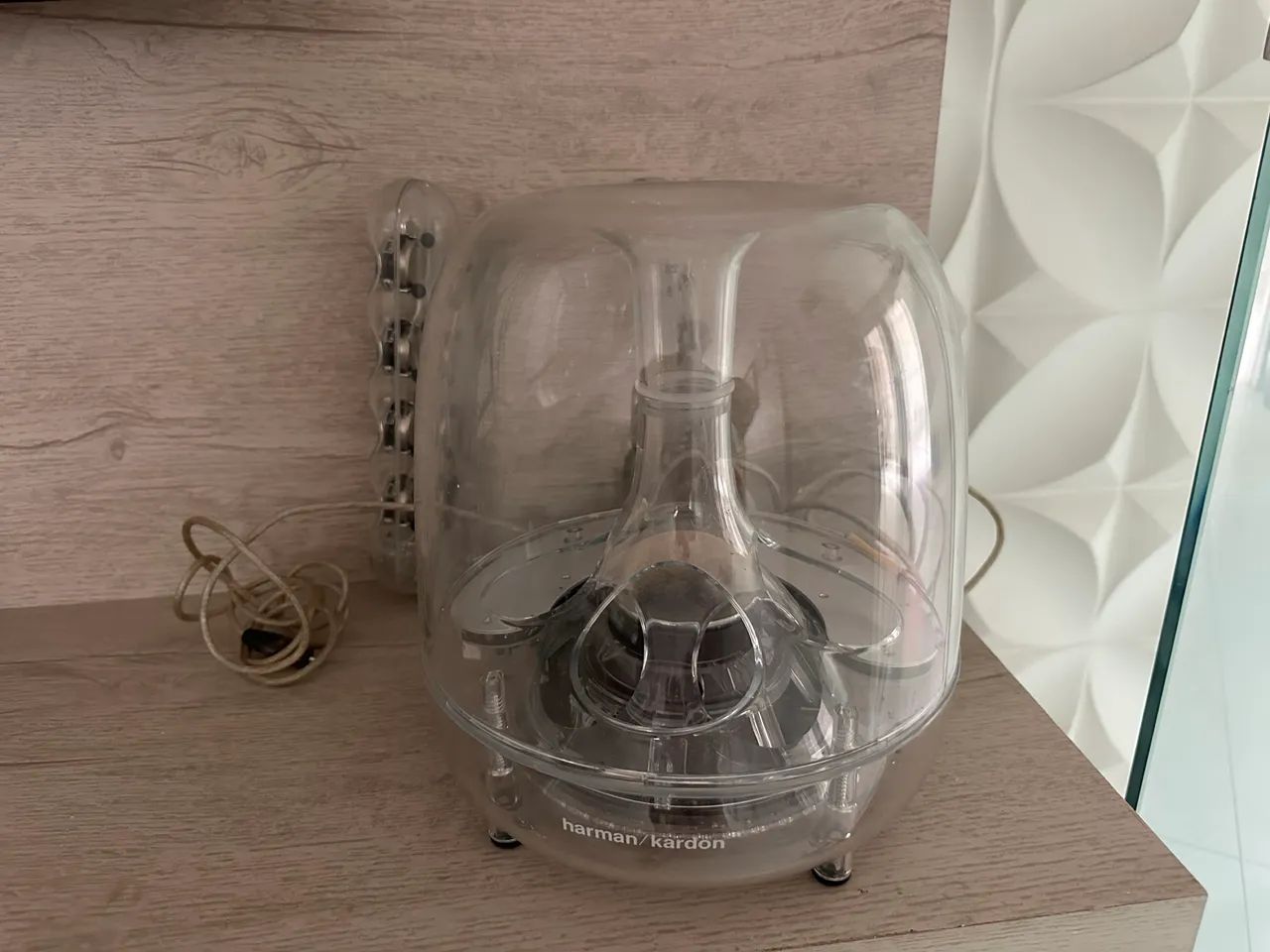 Harman Kardon SoundSticks III, um sistema de som 2.1 - Aparelhos