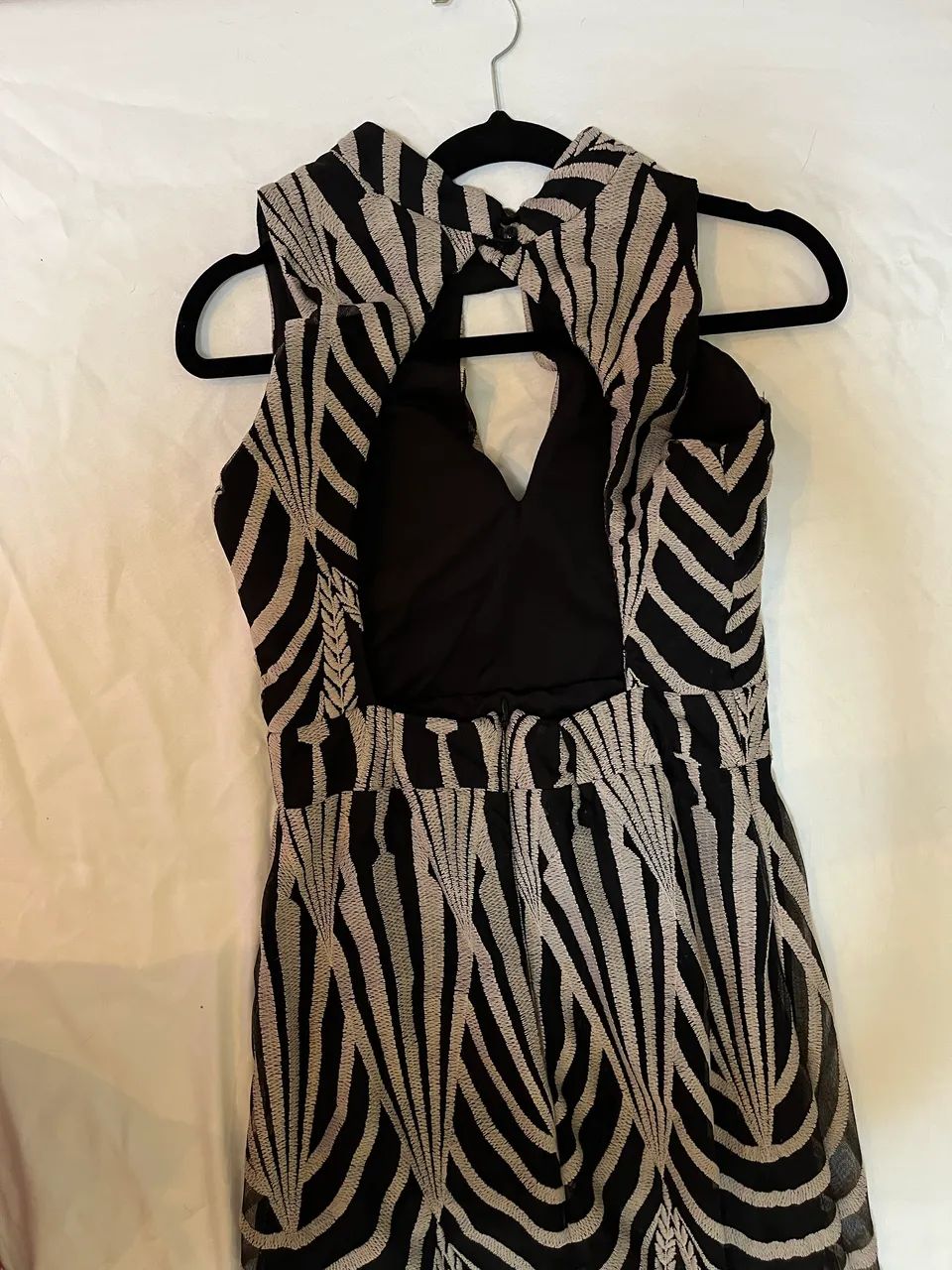 Vestido bordado para festa  - Foto 3