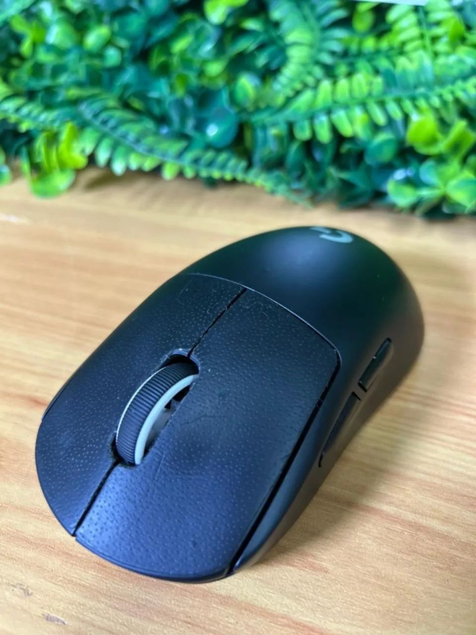 Mouse Logitech G  Pro Wireless  RGB LIGHTSYNC Seminovo com marcas de uso    - Foto 2