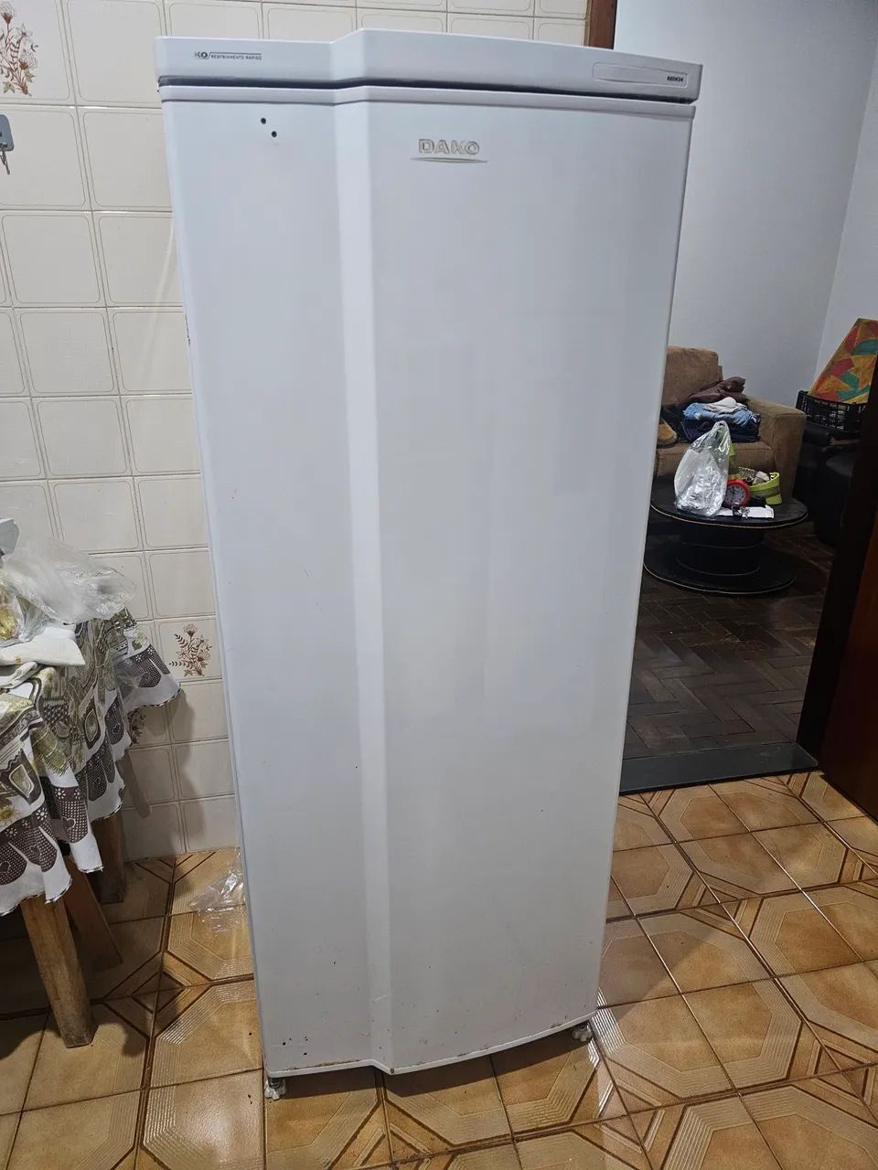 Vendo geladeira 