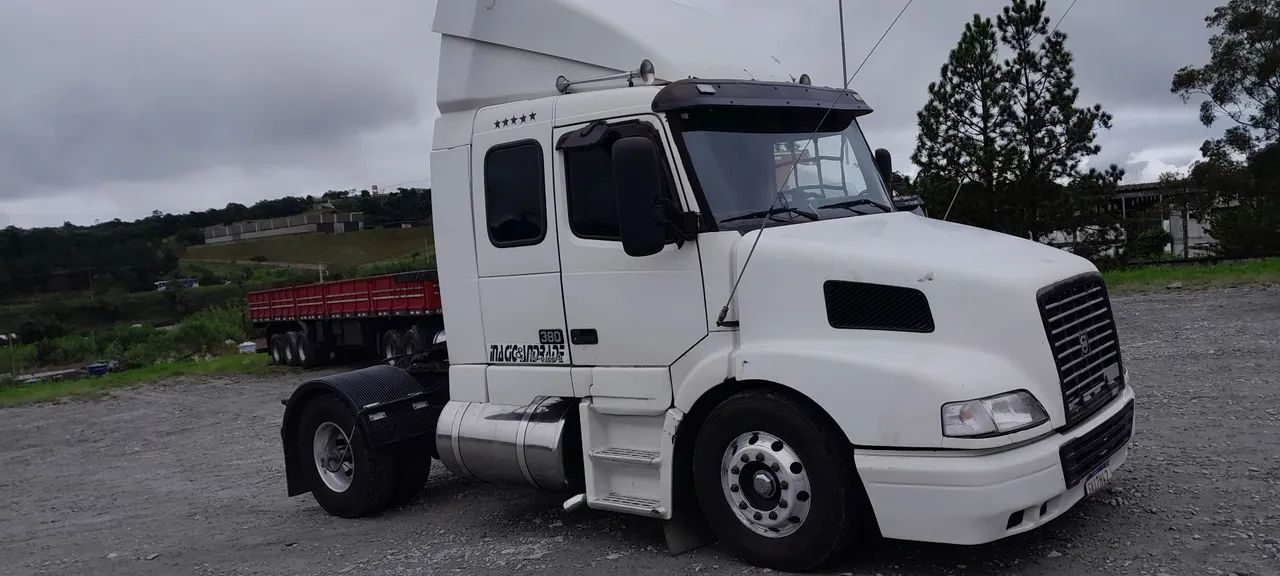 Volvo NH12  - Foto 3