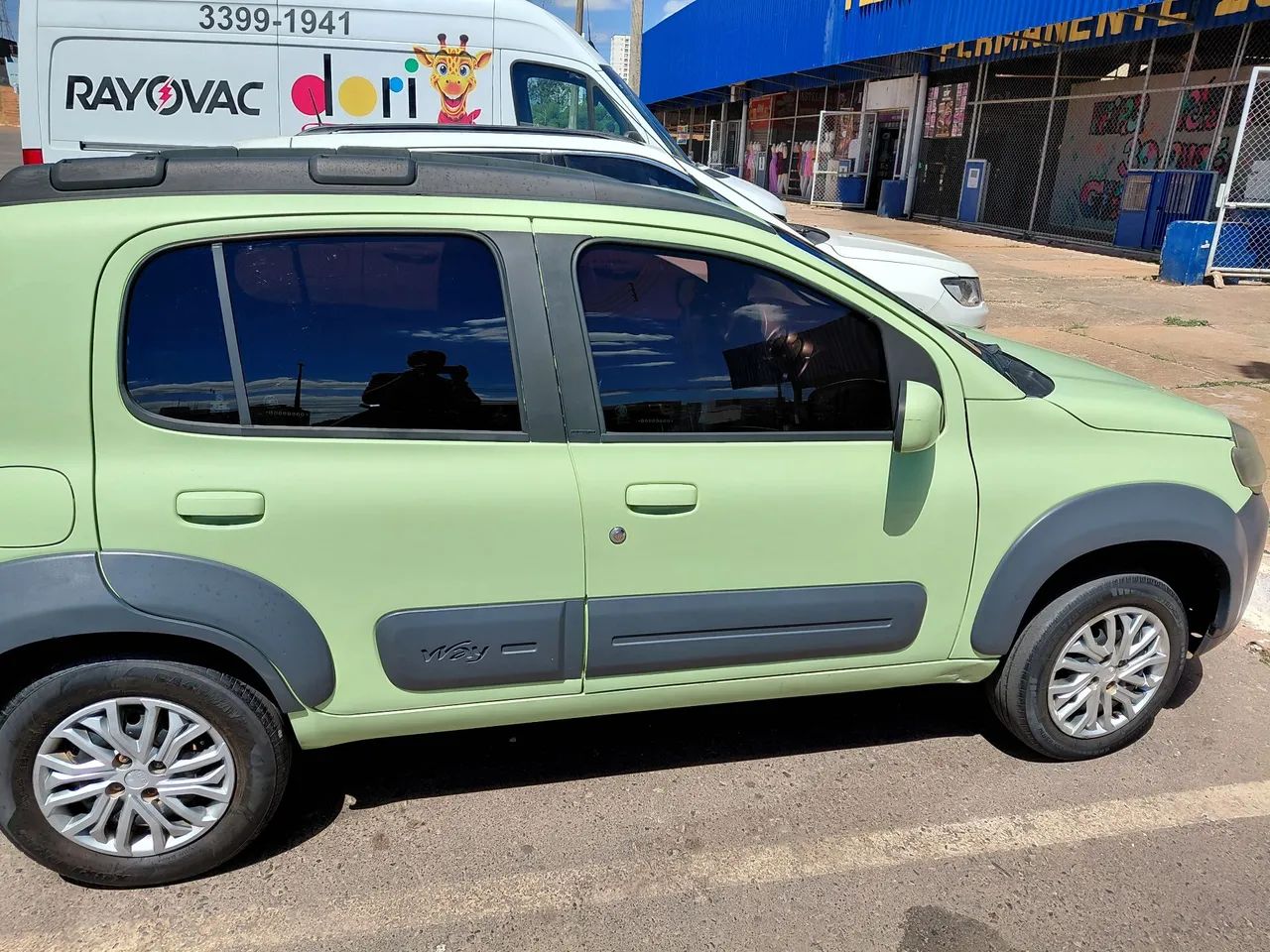 Fiat Uno WAY 1.4 EVO Fire Flex 8V 5P 2011 - Foto 2