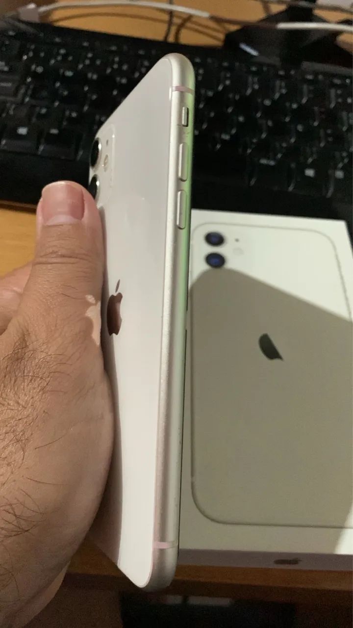 iPhone 11 128gb sem detalhes  - Foto 4