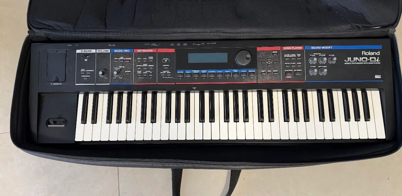 teclado Roland Juno-Di