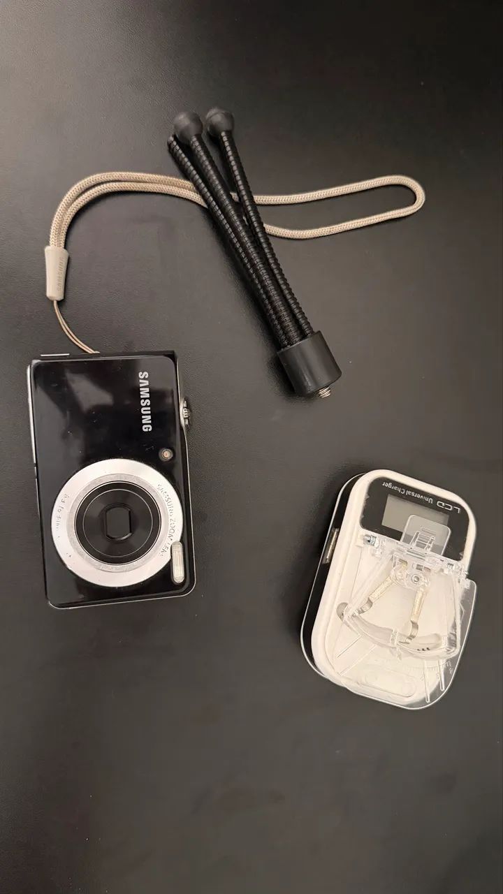 Samsung PL100 