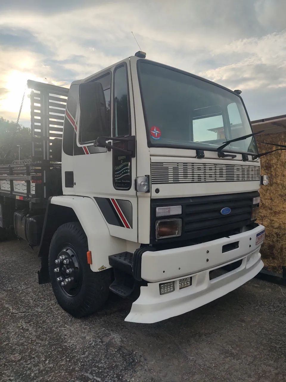 Ford Cargo 
