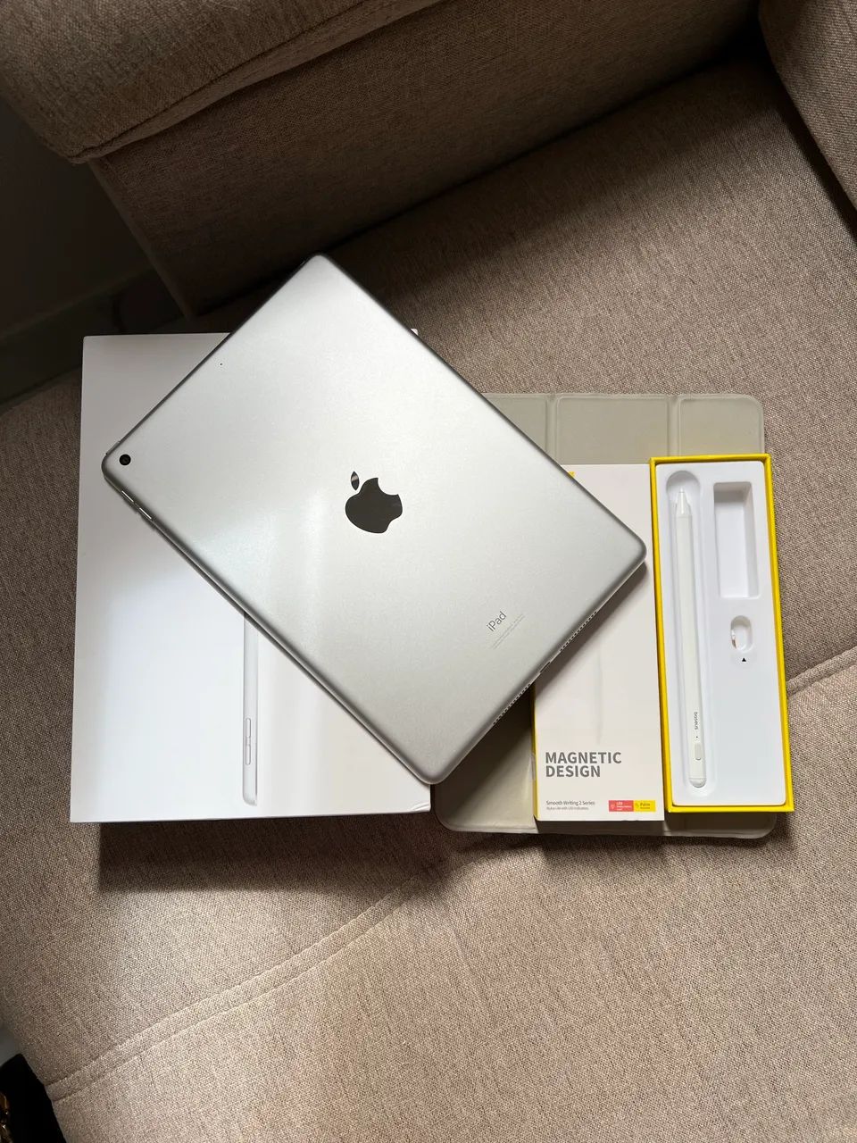 iPad 9 - 64 GB + Pencil baseus + Capa 