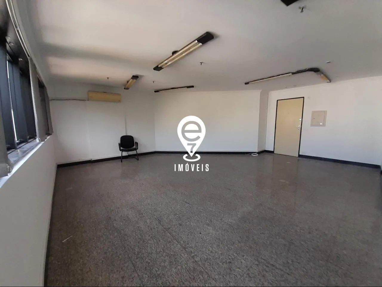 EXCELENTE Sala comercial de 46 m² e 1 Vaga de Garagem - Foto 4
