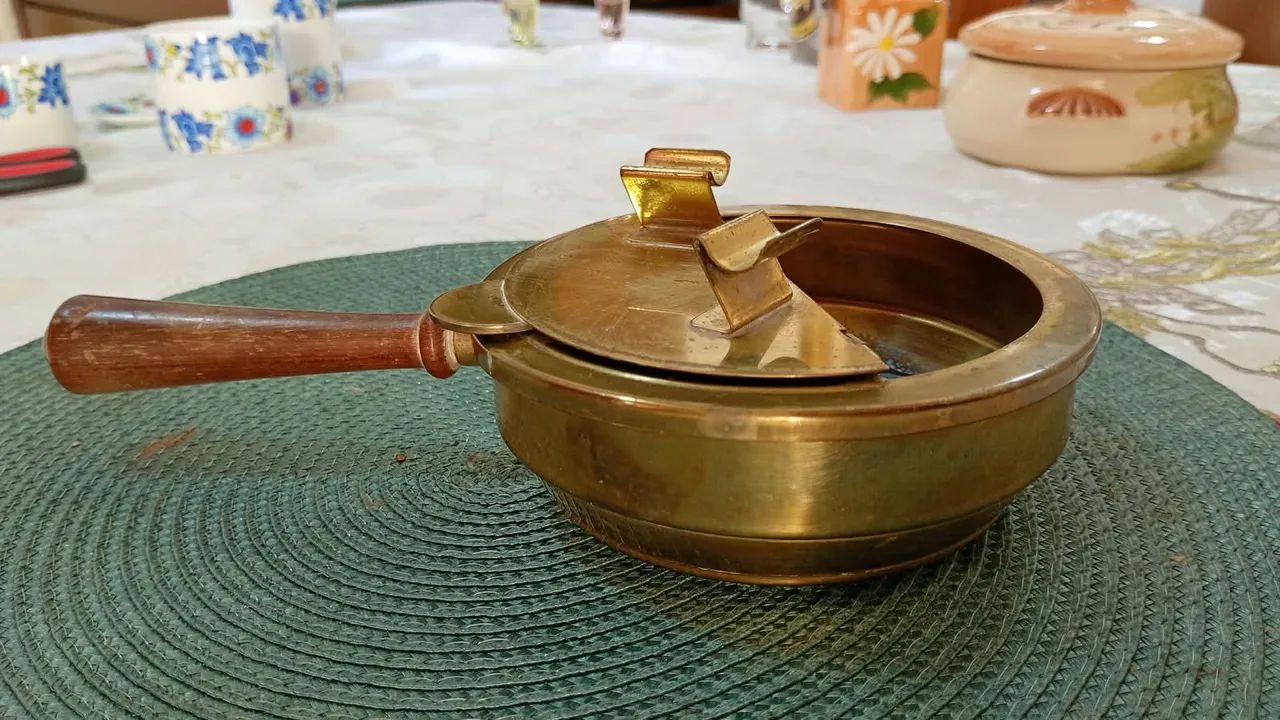 Silent Butler cinzeiro antigo - Foto 2