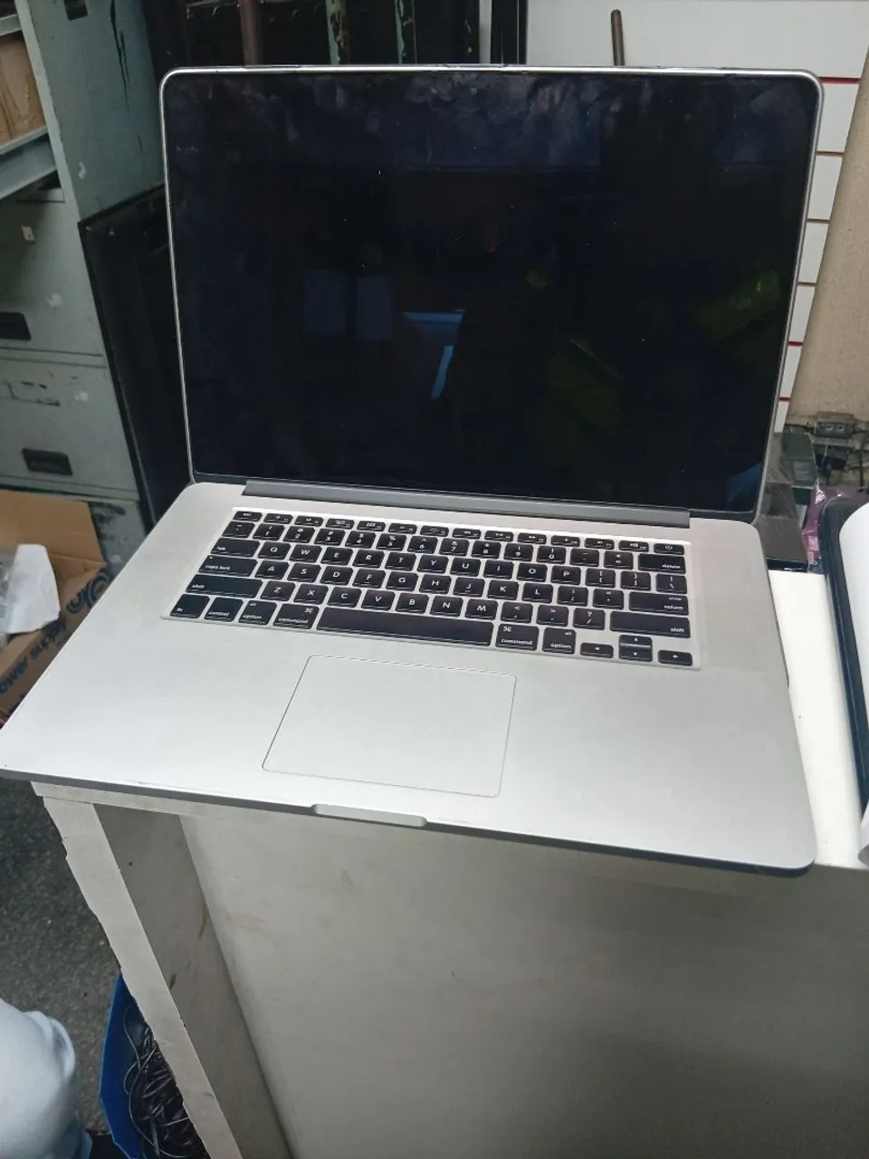 【新品/未開封】MacBook Pro16㌅M5 Max 48G/2TBシルバー MacBook 中古 販売】MacBook Pro M5Max / 16インチ / 2026 / 48GB