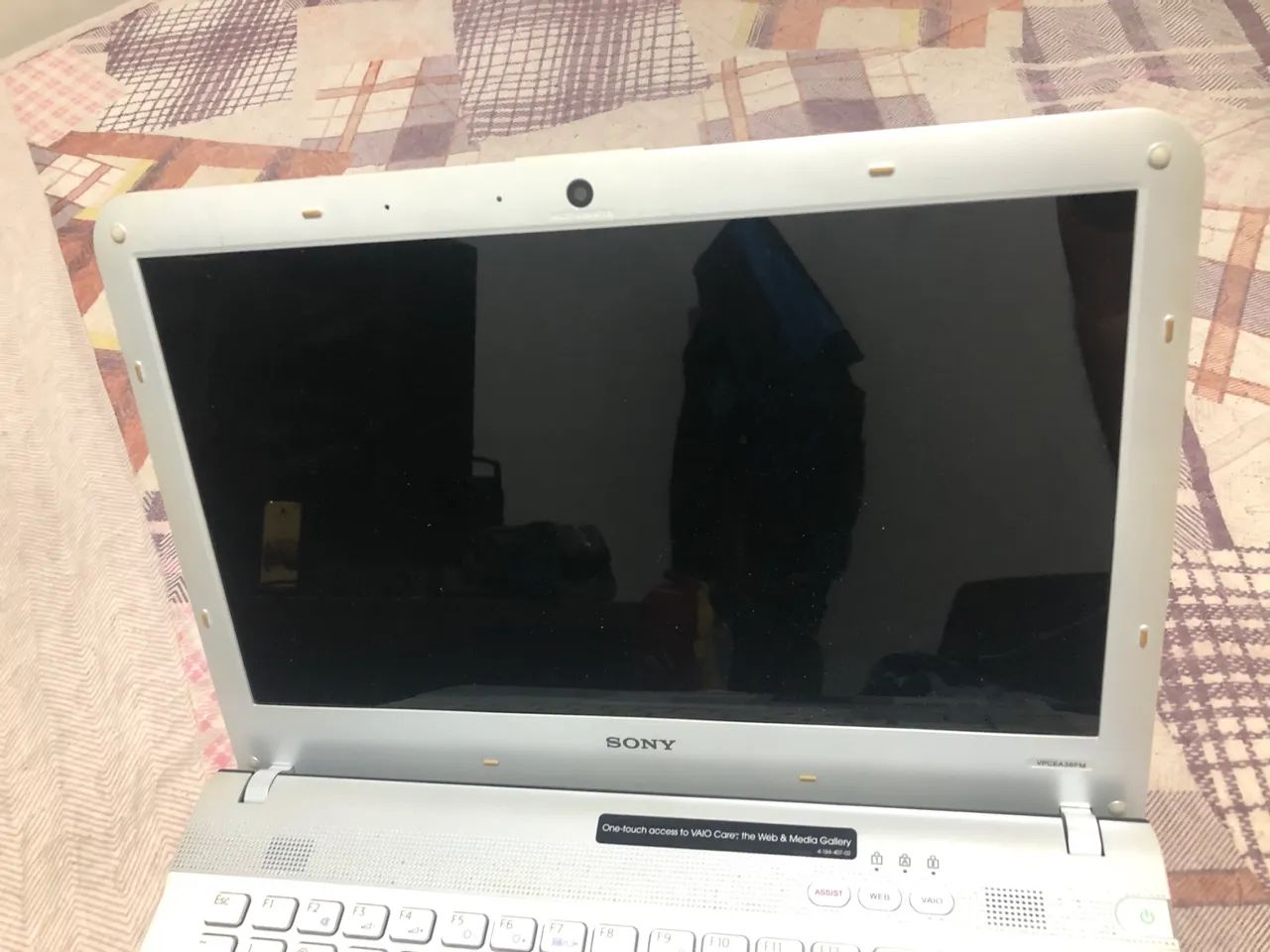 Sony vaio i3 ssd120 4ram branco - Foto 2