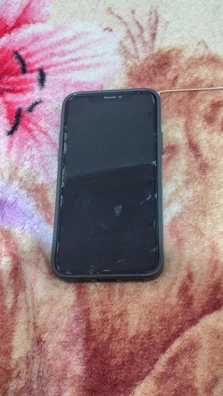 IPhone 11 Pro 64g  - Foto 2