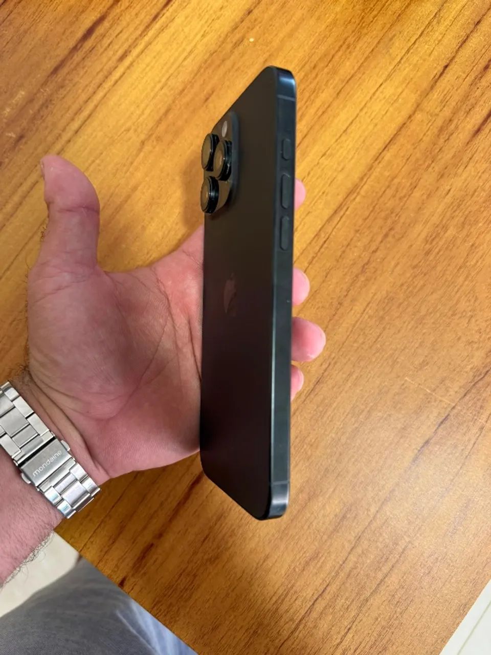 iPhone 16 pro Max 256 titânio  - Foto 2
