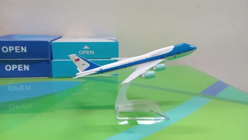 AVIÕES MINIATURA FORÇA AÉREA 1 - DECORAÇÃO E DESTAQUE. - Foto 3