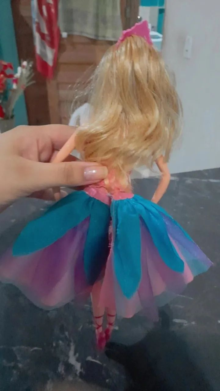 Boneca barbie sapatilhas mágicas mattel  - Foto 3
