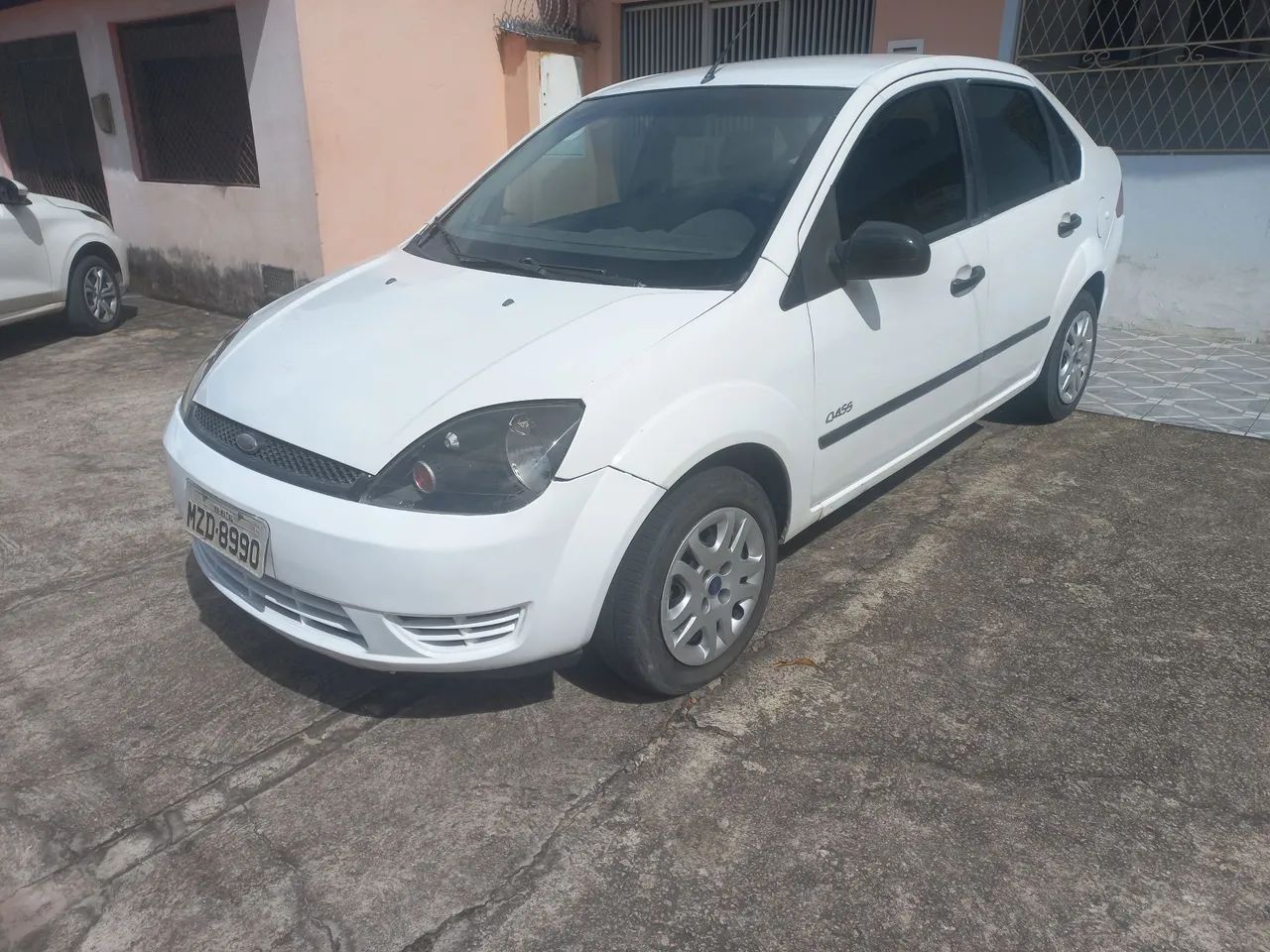 Ford Fiesta Fiesta Sed. 1.6 8V Flex 4p 2005