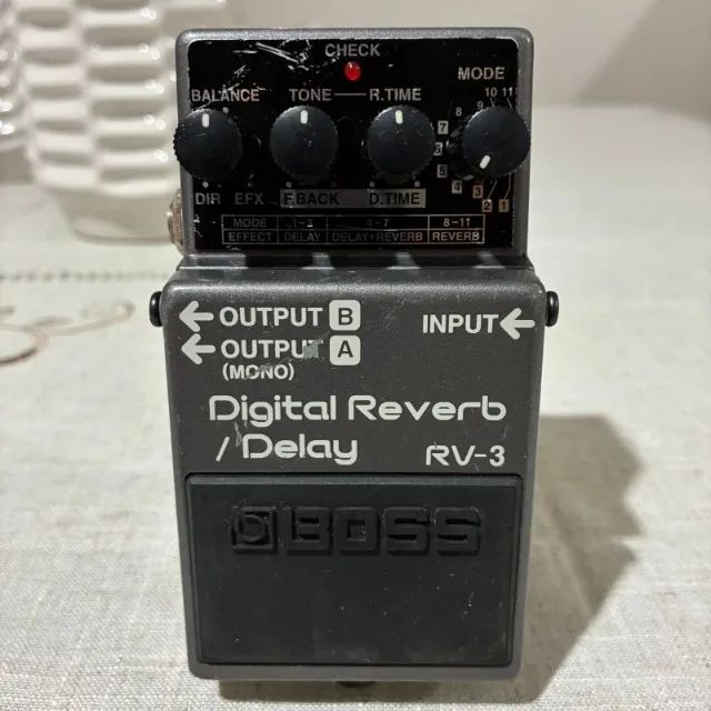 Boss RV-3 Digital Reverb Delay - Instrumentos musicais - Espírito