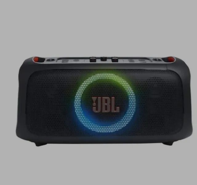 Caixa de Som Bluetooth JBL PartyBox On-the-Go Essential  - Foto 3