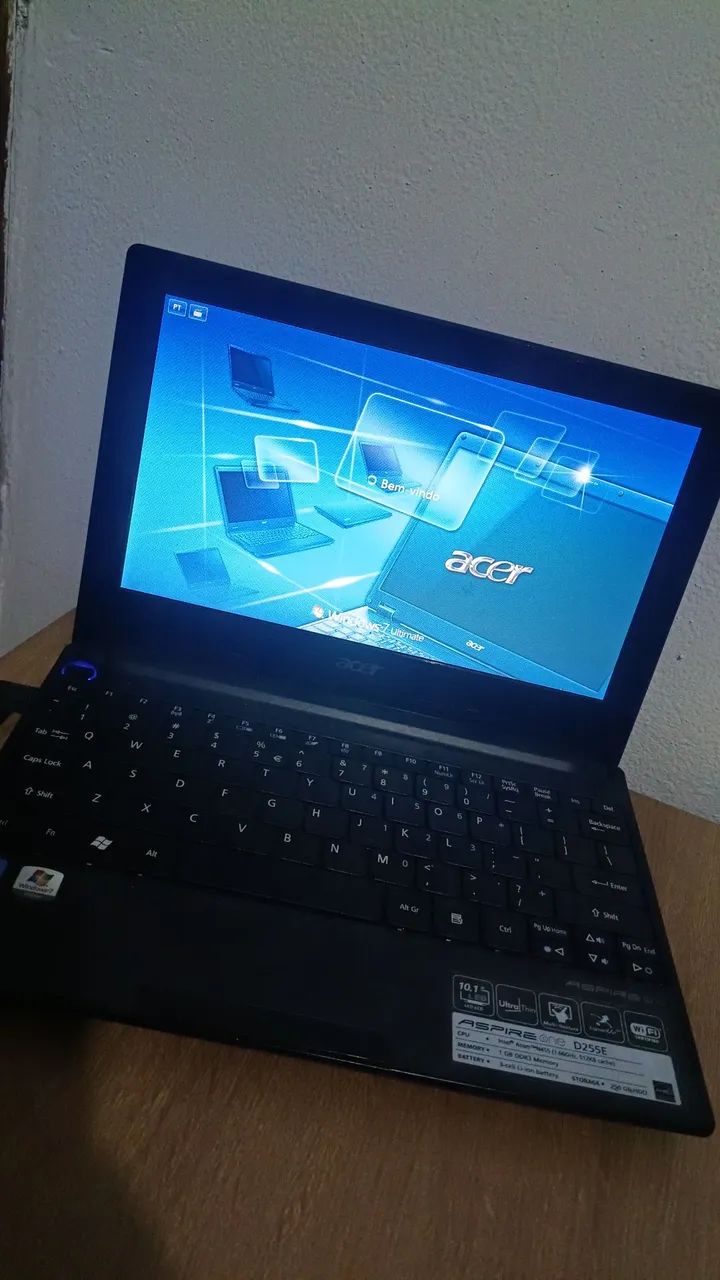 Netbook Acer Aspire One  - Foto 2