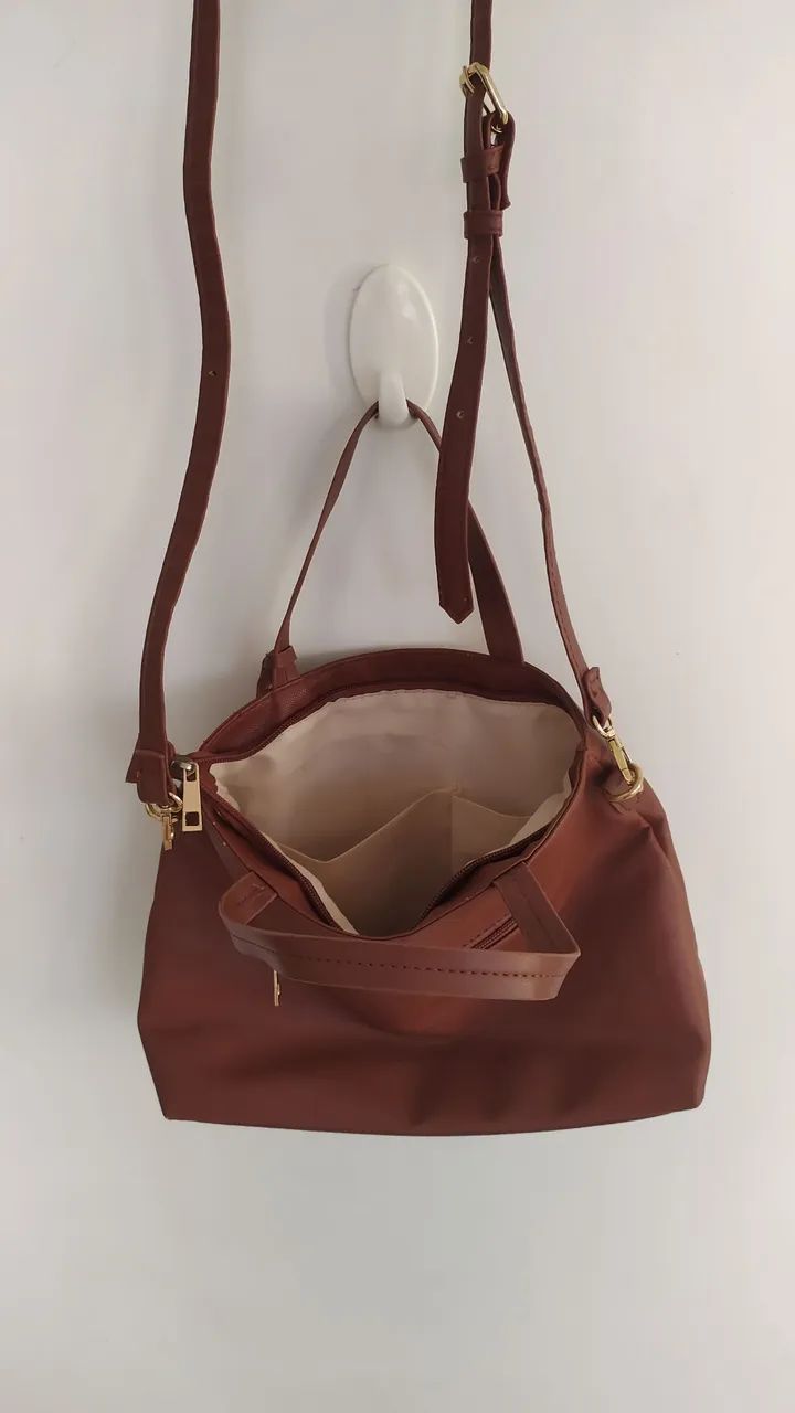 Bolsa marrom média com alça ajustável  sem marca  - Foto 5