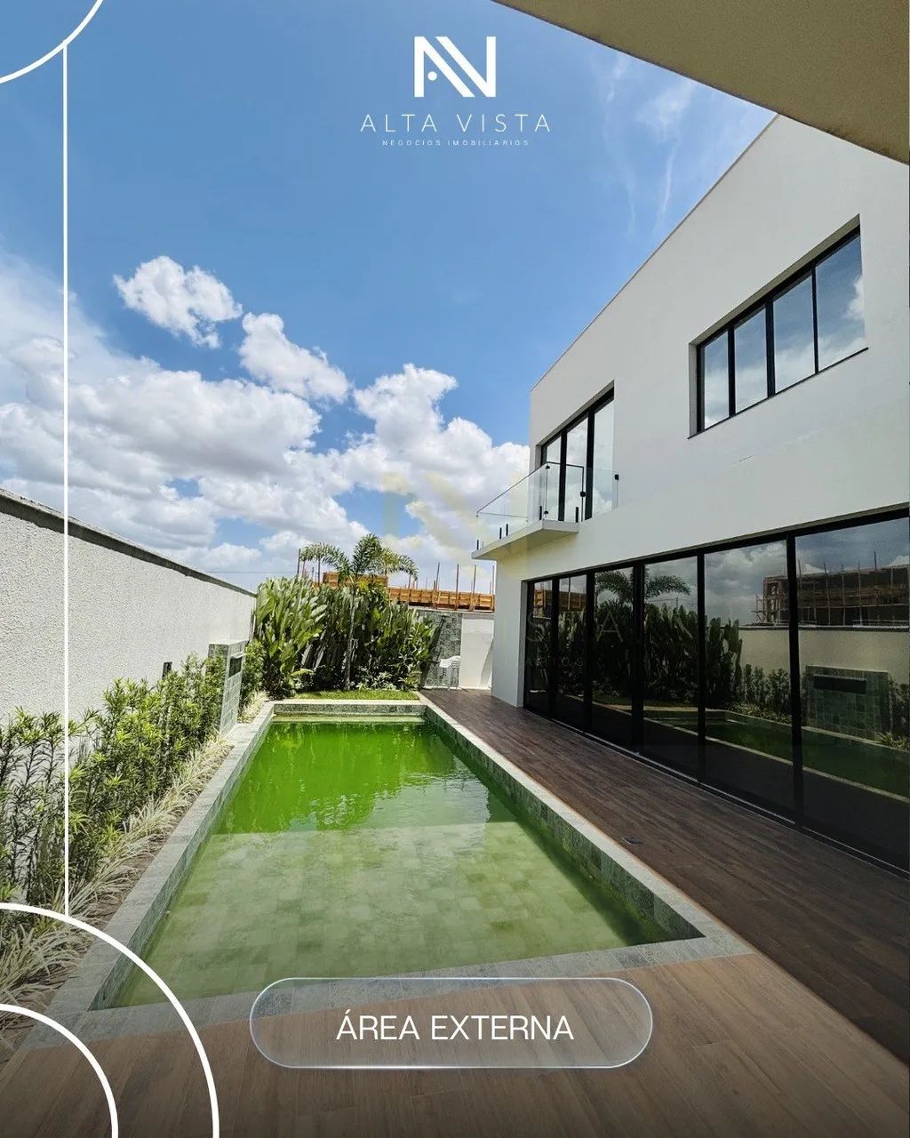 Casa 3 suítes master com piscina em um condomínio fechado - Caçari - Foto 2