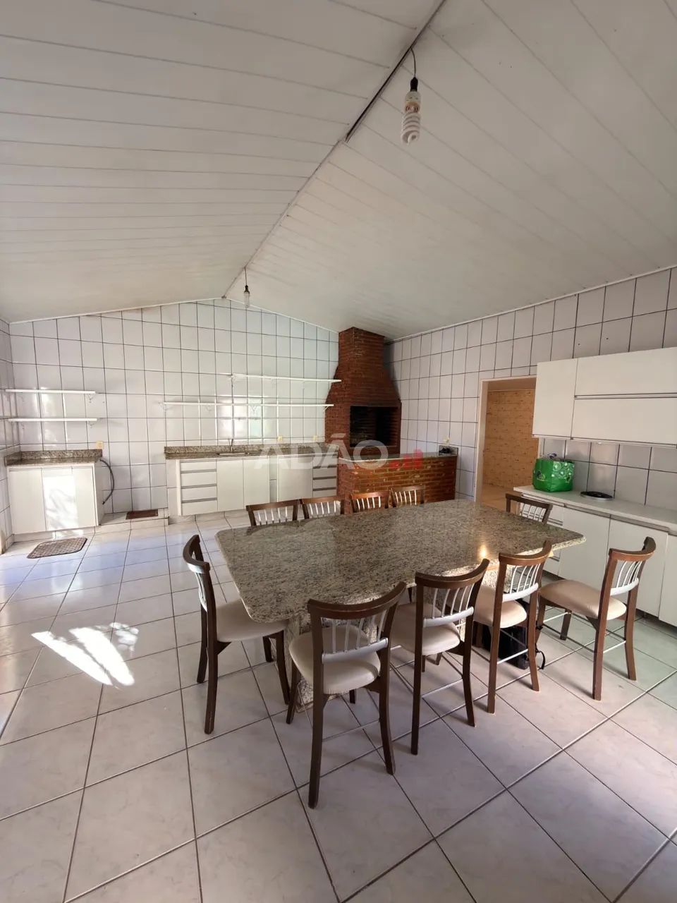 Casa 4 Quartos com Piscina no Parque das Laranjeiras - Foto 4