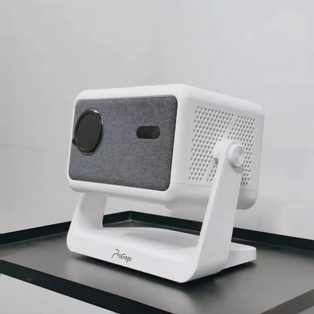 Projetor Smart Android Full HD 4K Wifi Bluetooth Igual TV - Foto 2